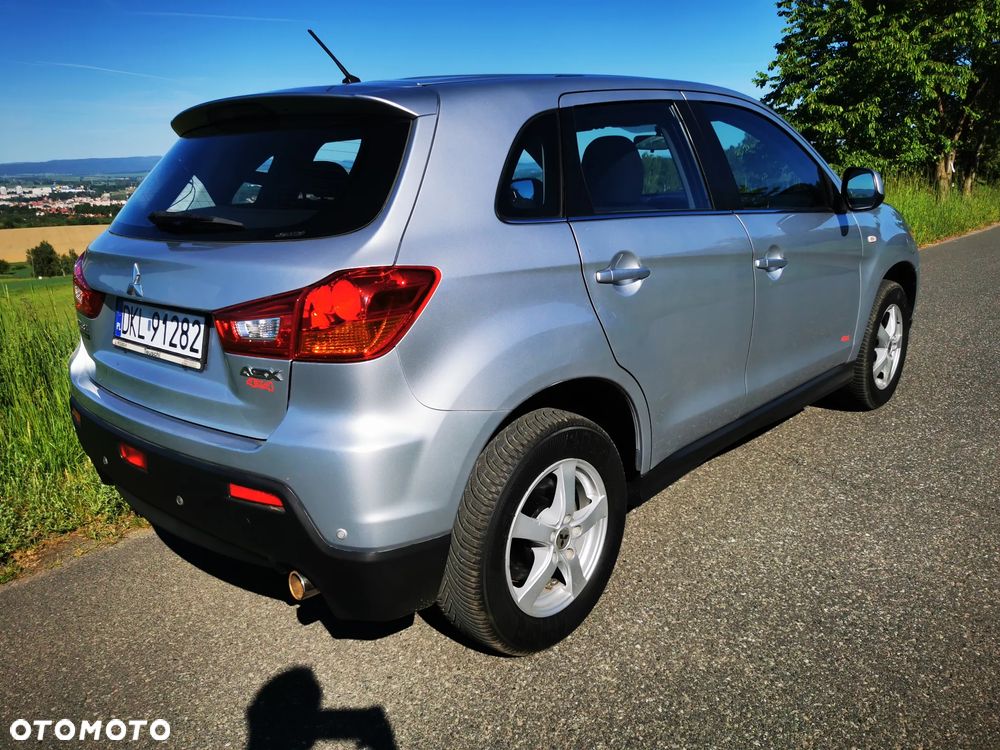 Mitsubishi ASX - 5