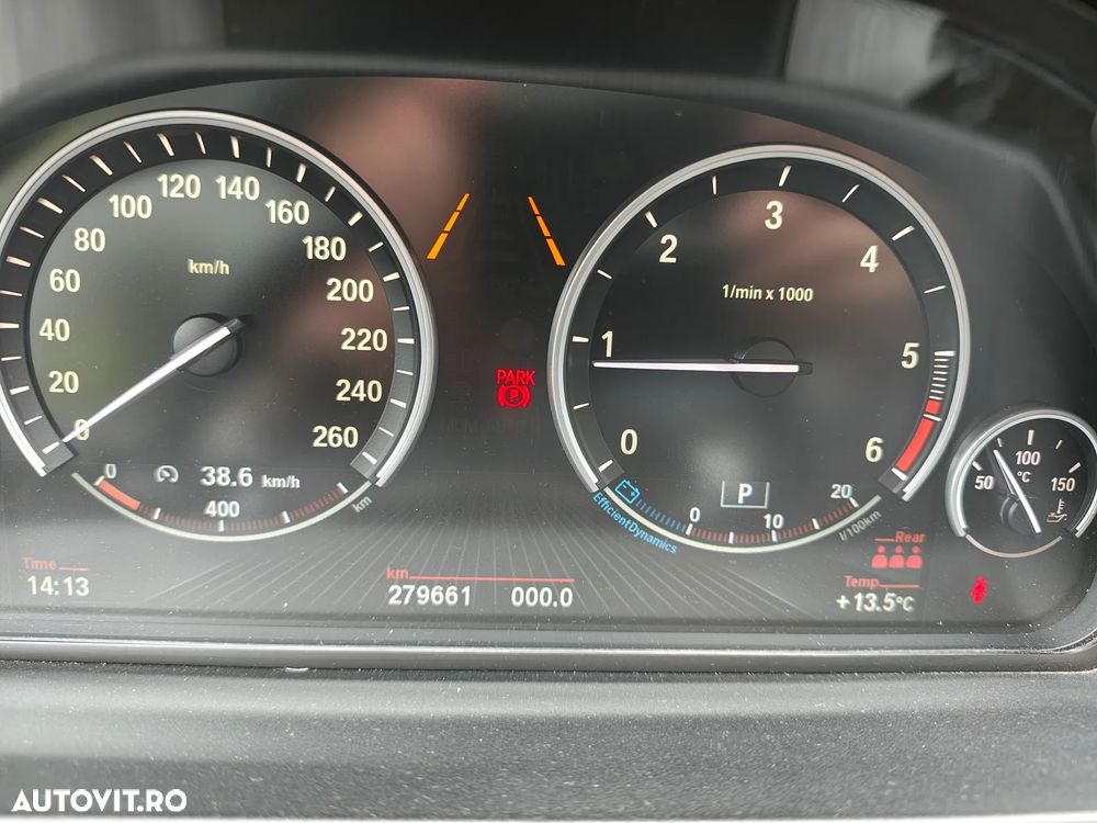 BMW Seria 5 525d xDrive AT - 22