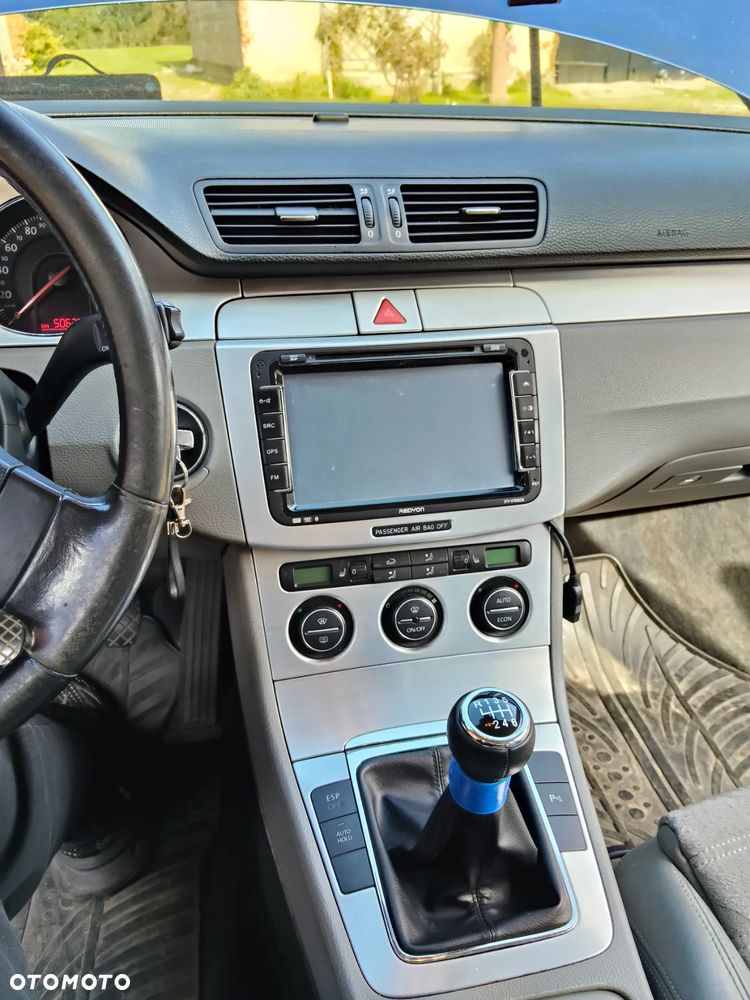 Volkswagen Passat 1.9 TDI Comfortline - 6