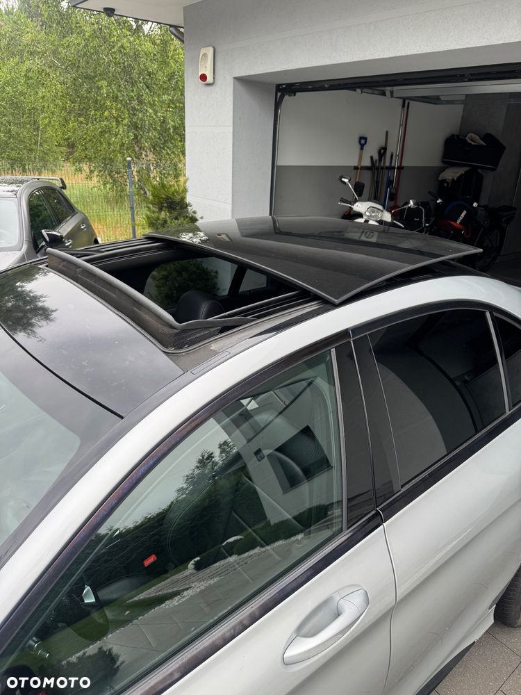 Mercedes-Benz Klasa C 200 4-Matic 9G-TRONIC - 22