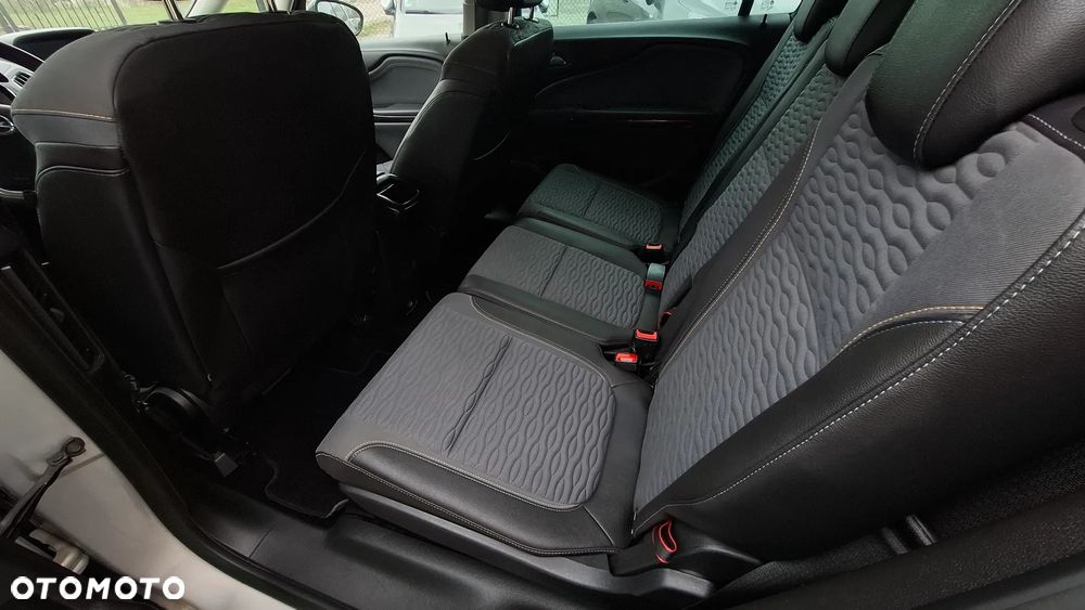 Opel Zafira 1.9 CDTI Catch me now - 24