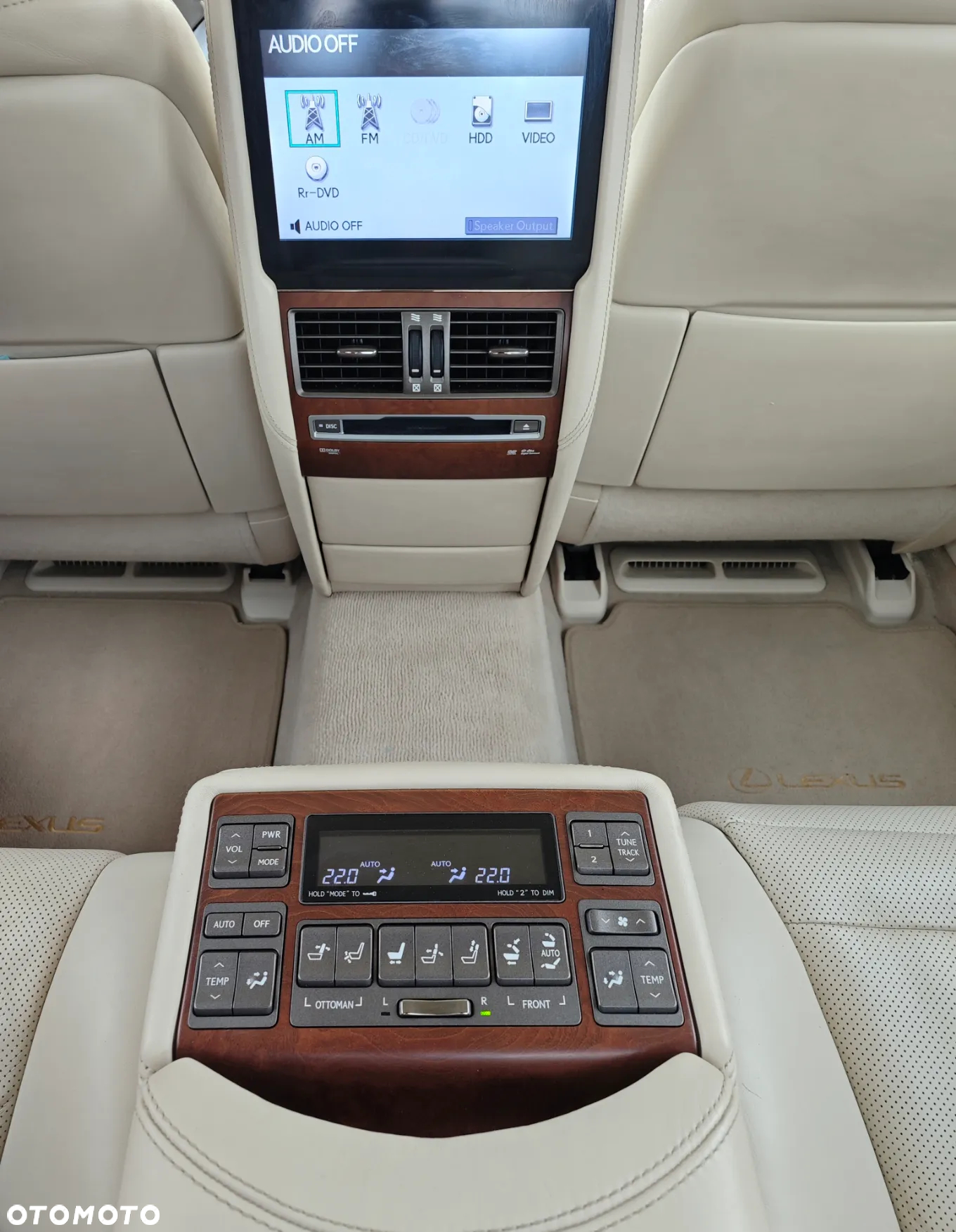 Lexus LS 600h L Superior - 28