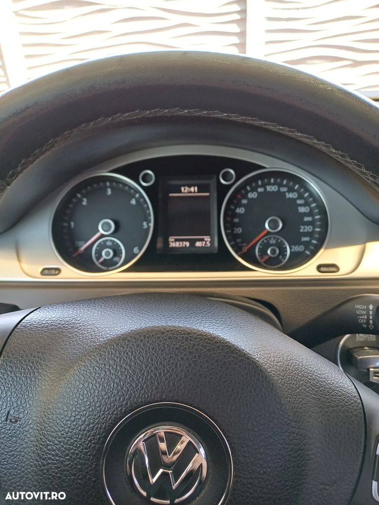 Volkswagen Passat 2.0 TDI Blue TDI DSG Comfortline - 6