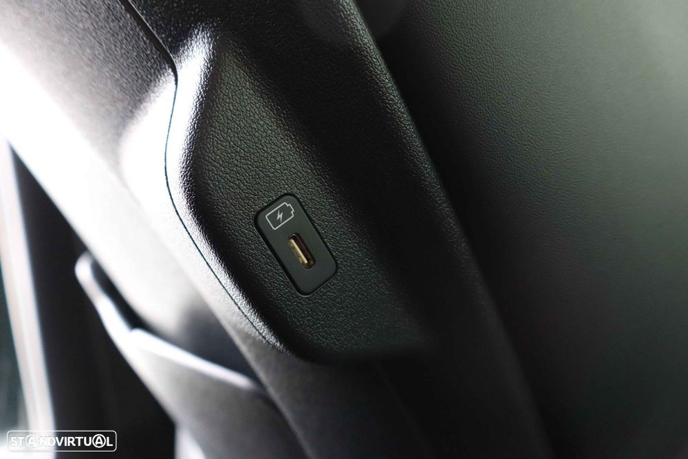 Kia Niro EV 64kWh Tech - 24