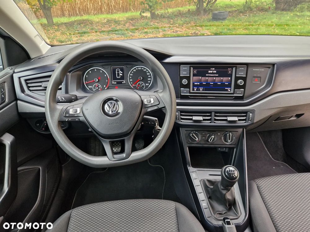 Volkswagen Polo - 11
