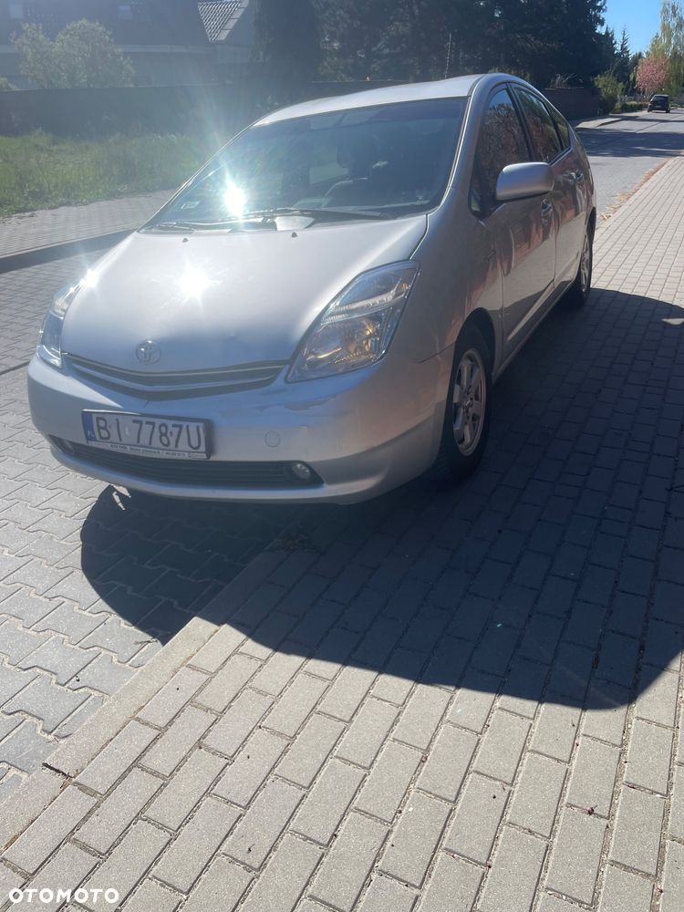 Toyota Prius 1.5 VVT-i Prestige - 1