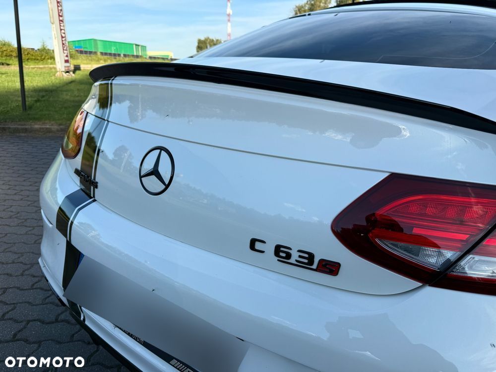 Mercedes-Benz Klasa C AMG 63 S - 9