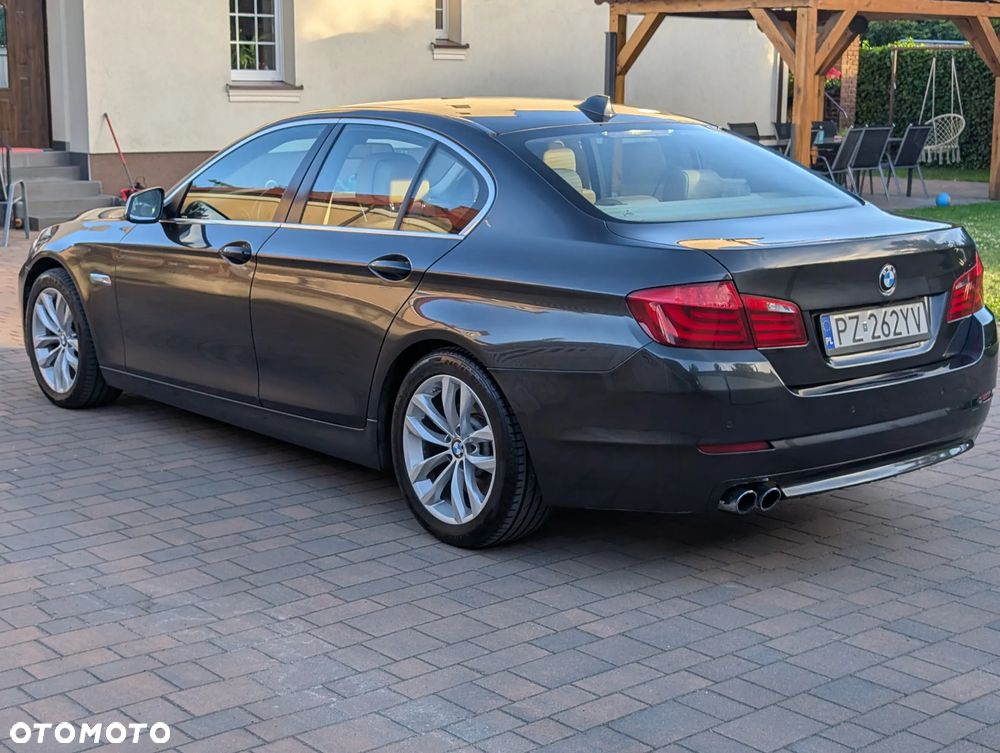 BMW Seria 5 520d - 5