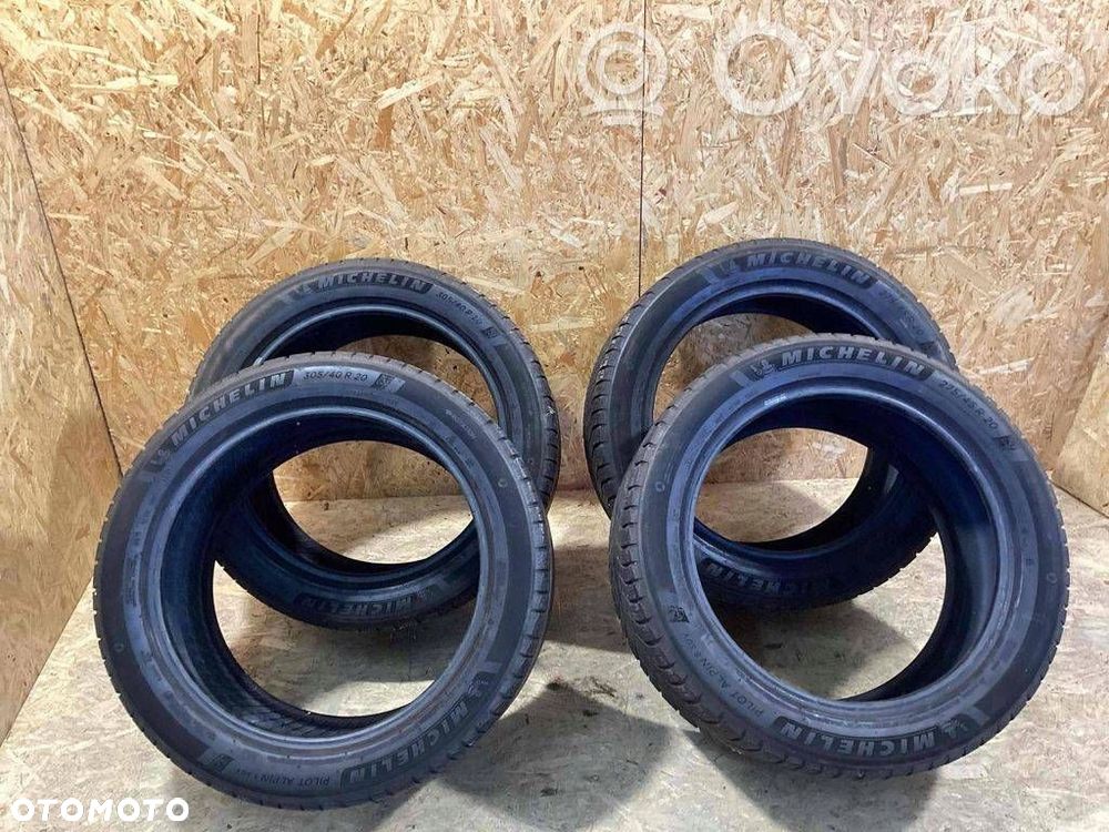 Komplet opon Michelin Pilot Alpin SUV R20 - 1