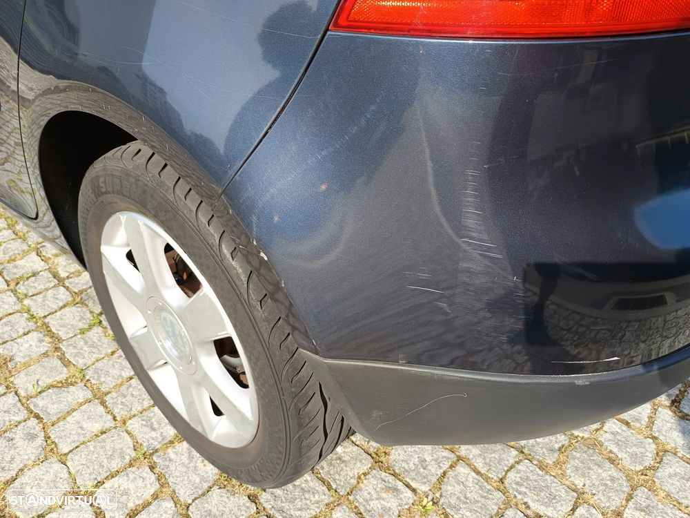 VW Golf 1.9 TDi Confortline DSG 7V - 26