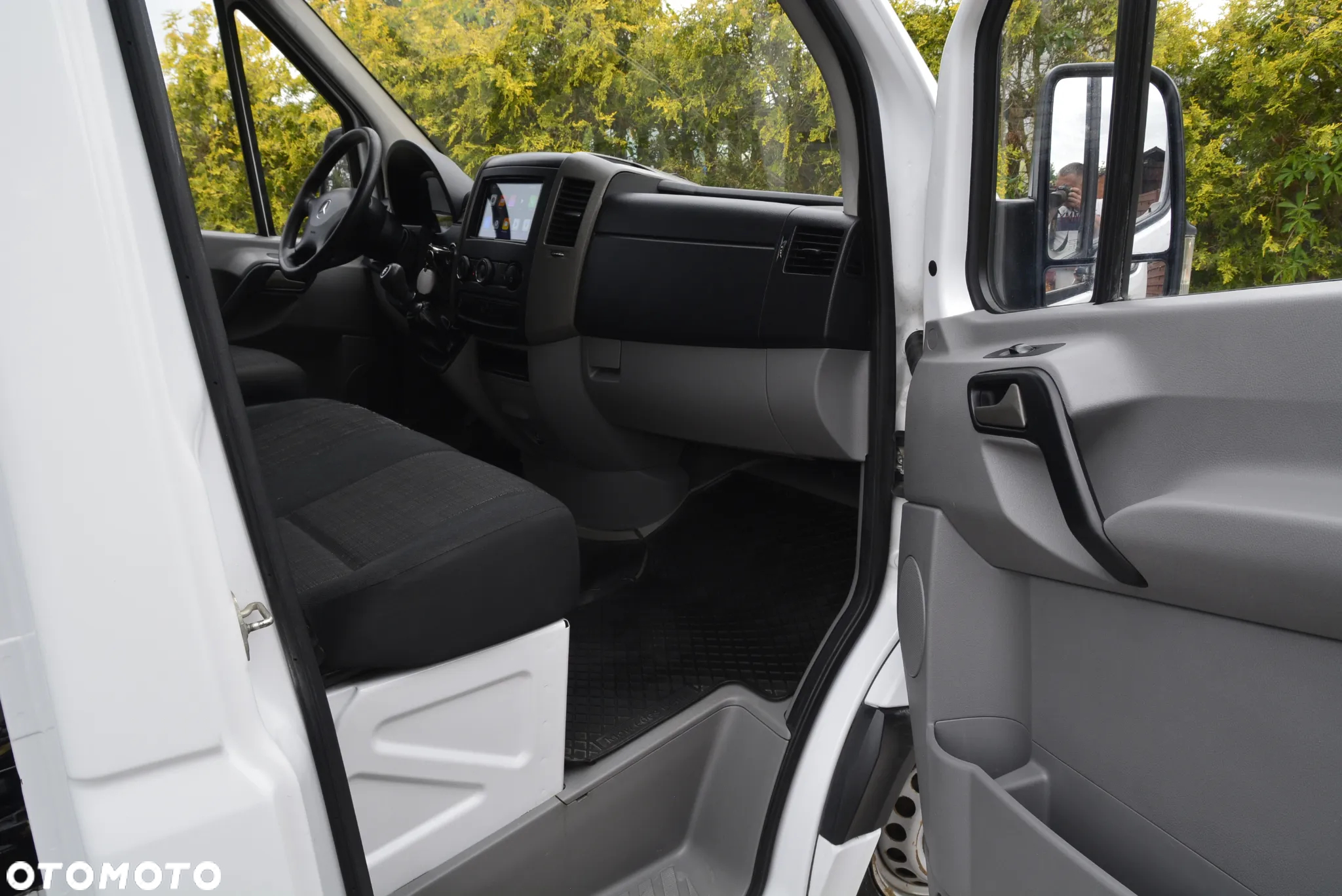 Mercedes-Benz Sprinter - 38