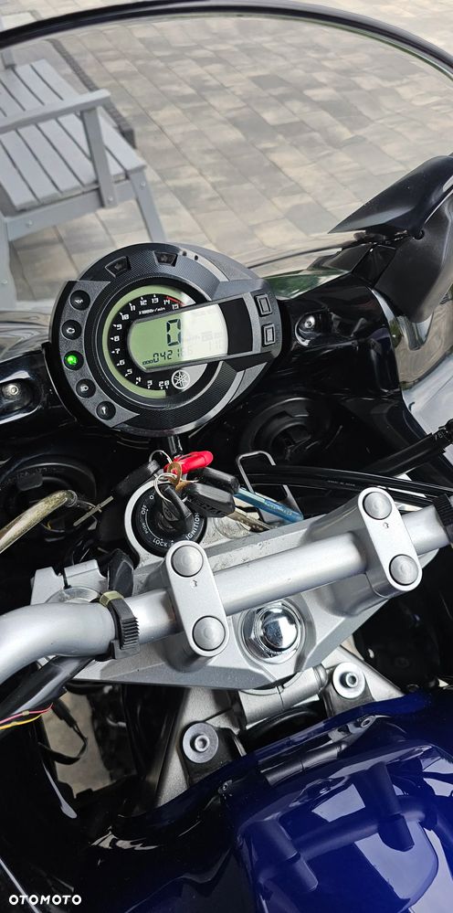 Yamaha FZ6 - 10