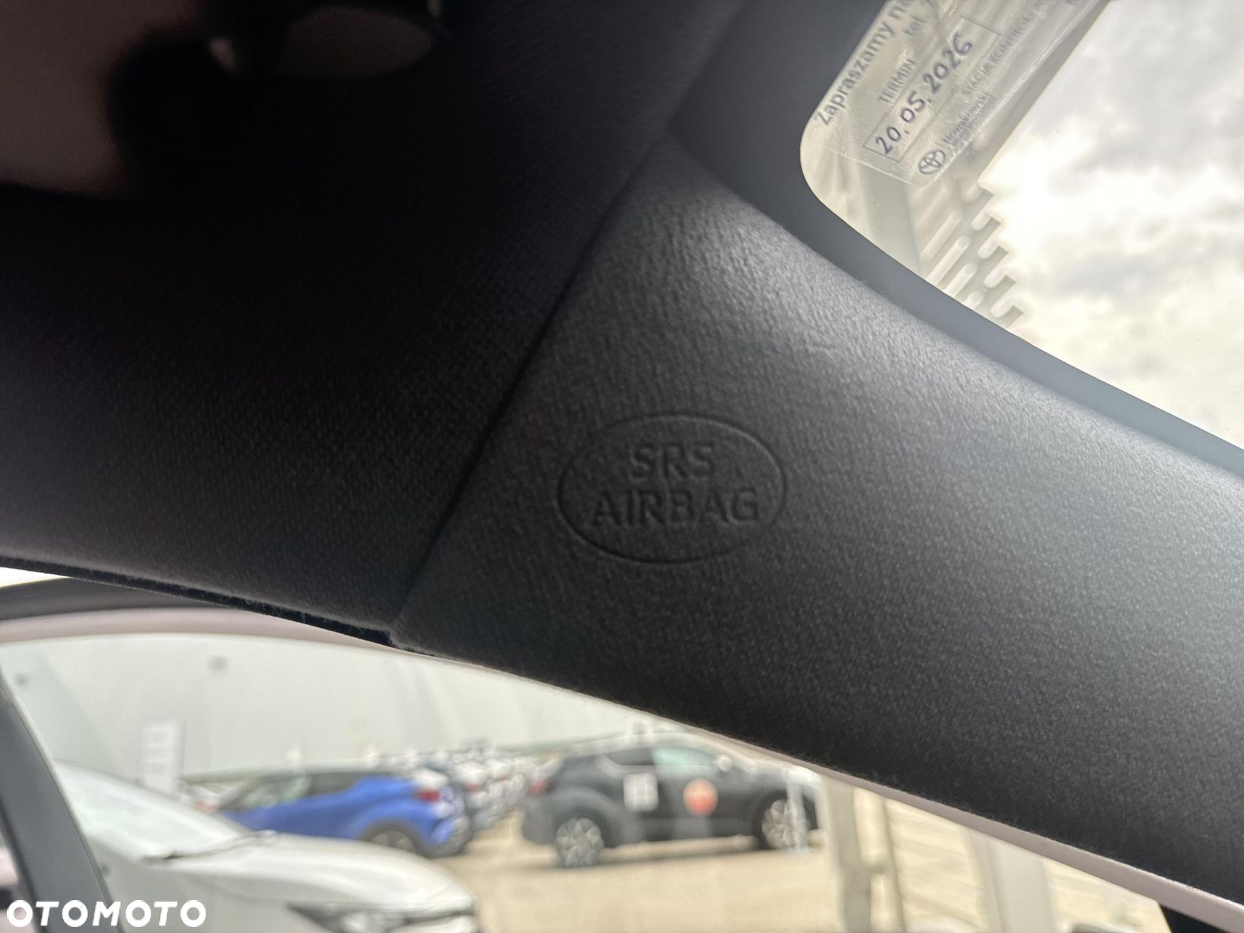 Toyota Corolla 2.0 Hybrid Comfort - 24