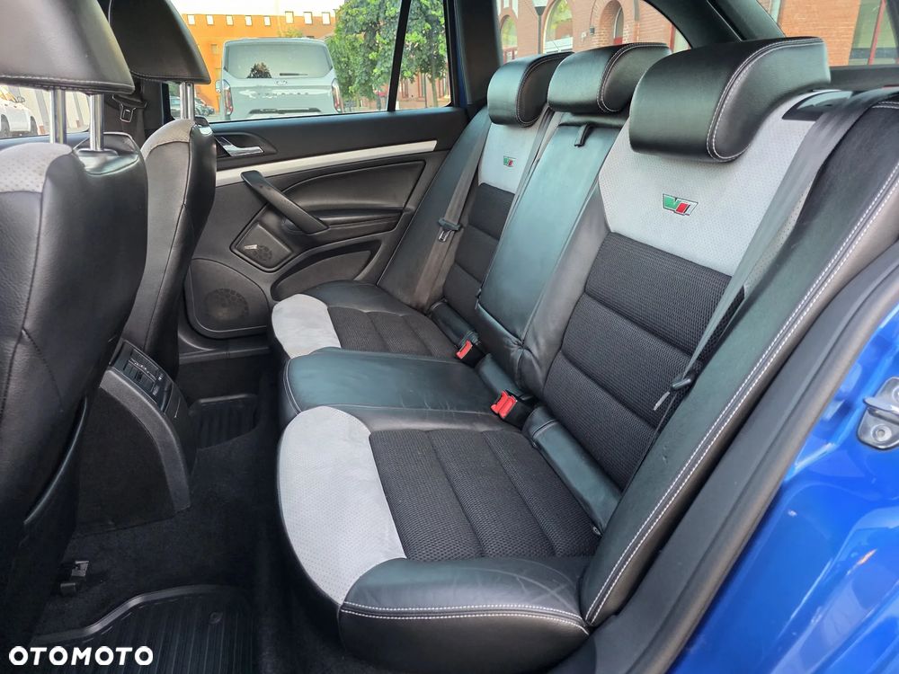 Skoda Octavia 2.0 TDI CR DPF RS - 20