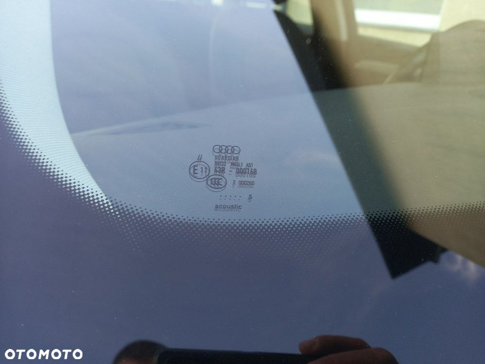 Audi Q3 2.0 TDI Design - 16