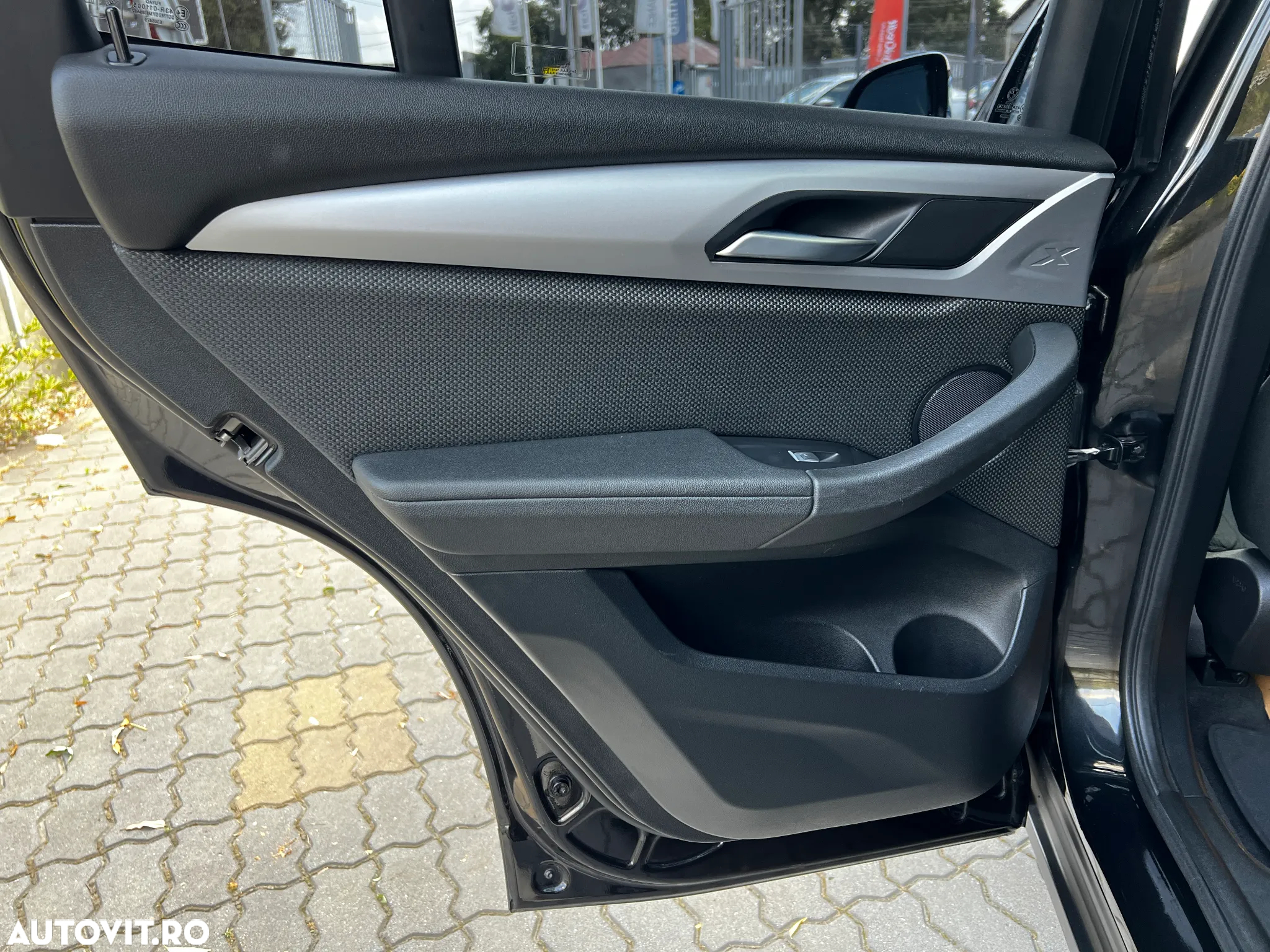 BMW X3 xDrive20d AT Advantage - 31