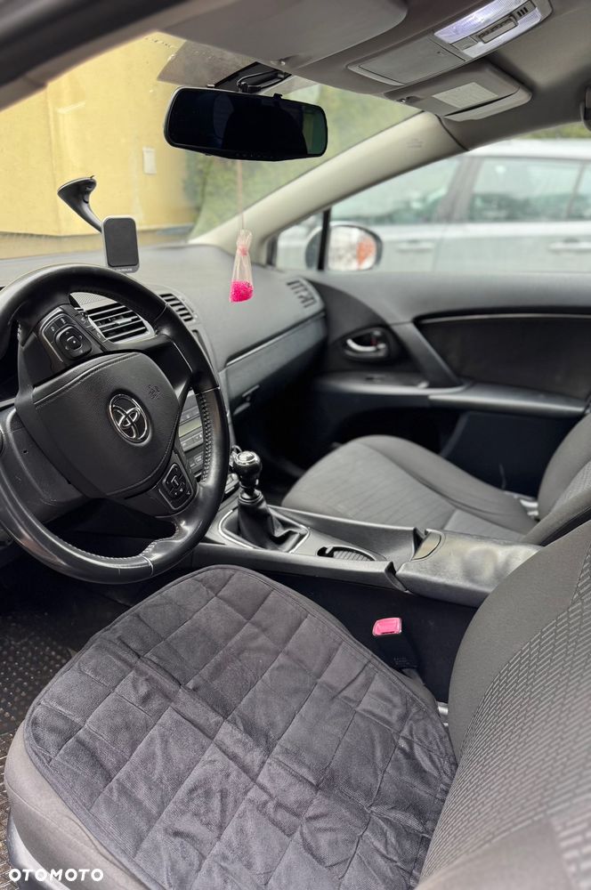 Toyota Avensis 2.0 D-4D Sol plus+NAVI - 11