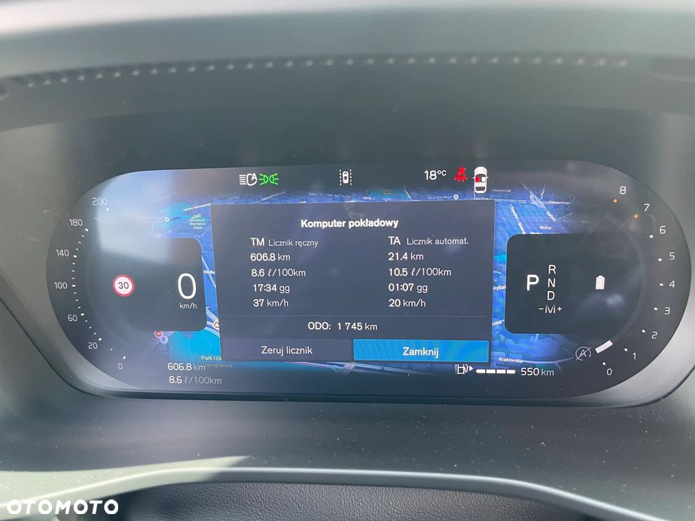 Volvo XC 40 B4 Plus Black Edition - 18