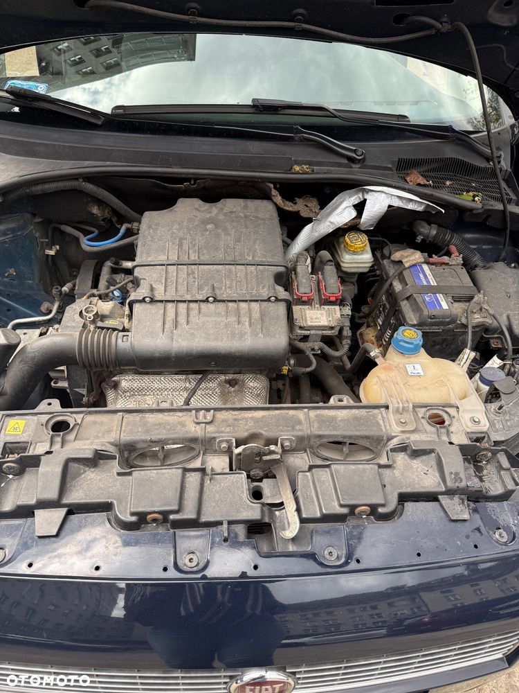 Fiat Punto 1.2 8V - 9