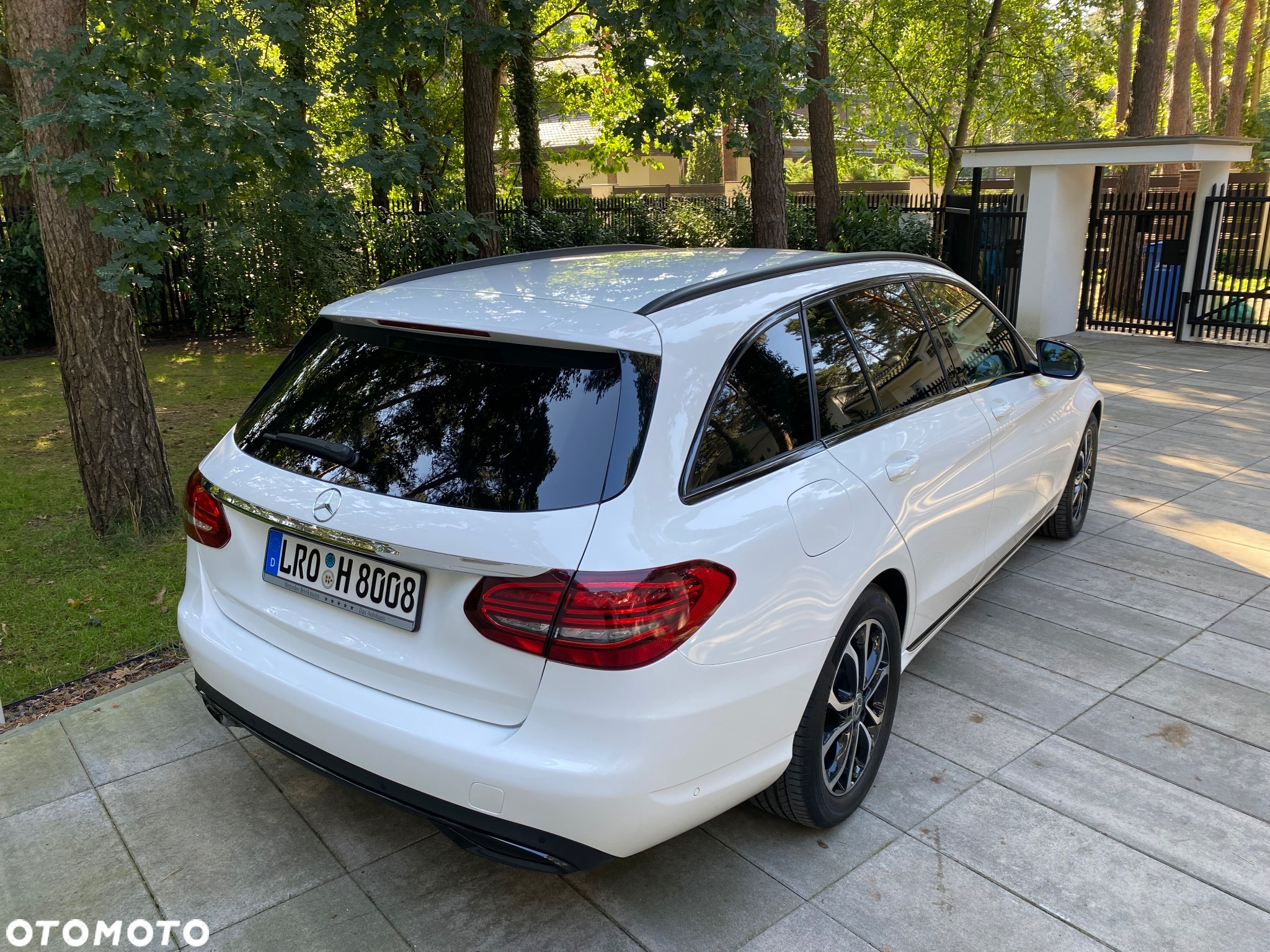 Mercedes-Benz Klasa C 200 d T 9G-TRONIC Avantgarde - 16