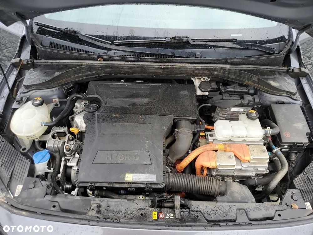 Hyundai IONIQ hybrid Premium - 11