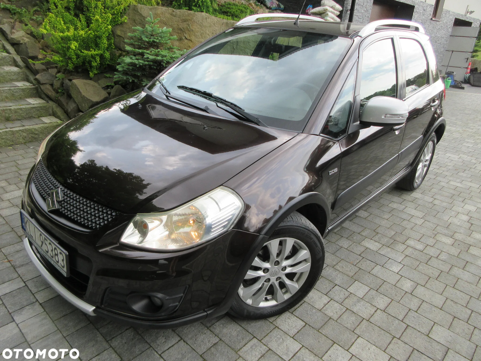 Suzuki SX4 2.0 DDiS Premium 4WD - 3