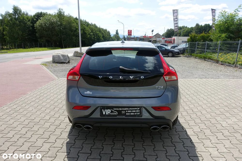 Volvo V40 T3 Drive-E R-Design Kinetic - 6