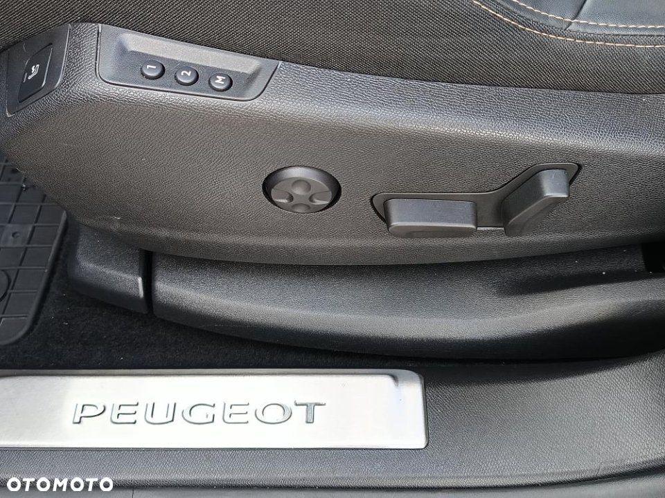 Peugeot 3008 - 22