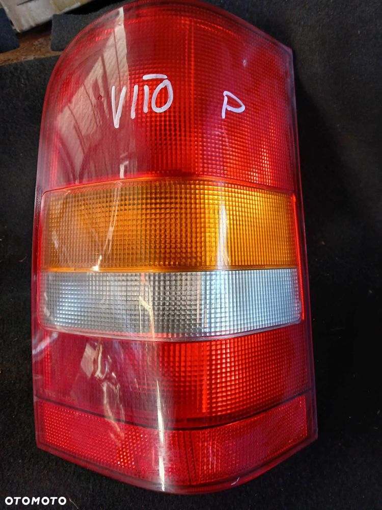 Mercedes Vito Lampa tylna prawa - 1