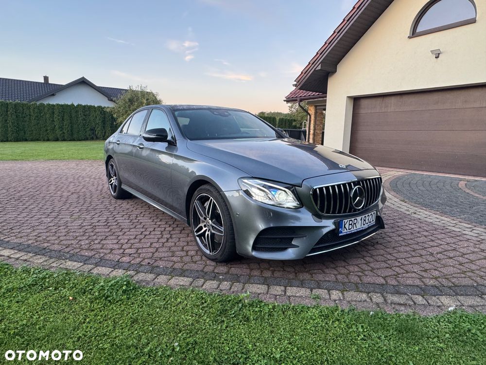 Mercedes-Benz Klasa E 400 4-Matic 9G-TRONIC - 1