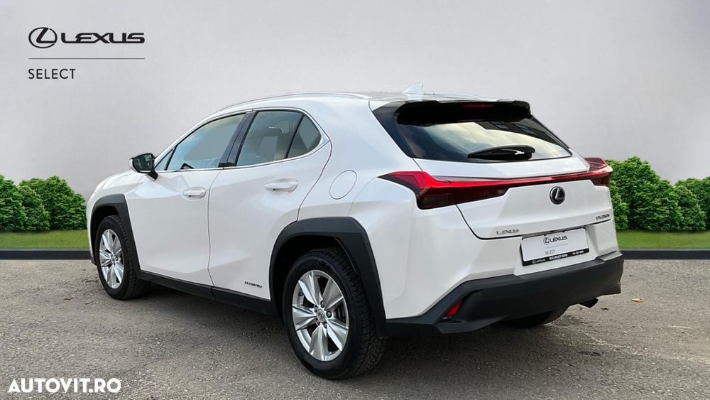 Lexus UX 250h FWD Business - 7