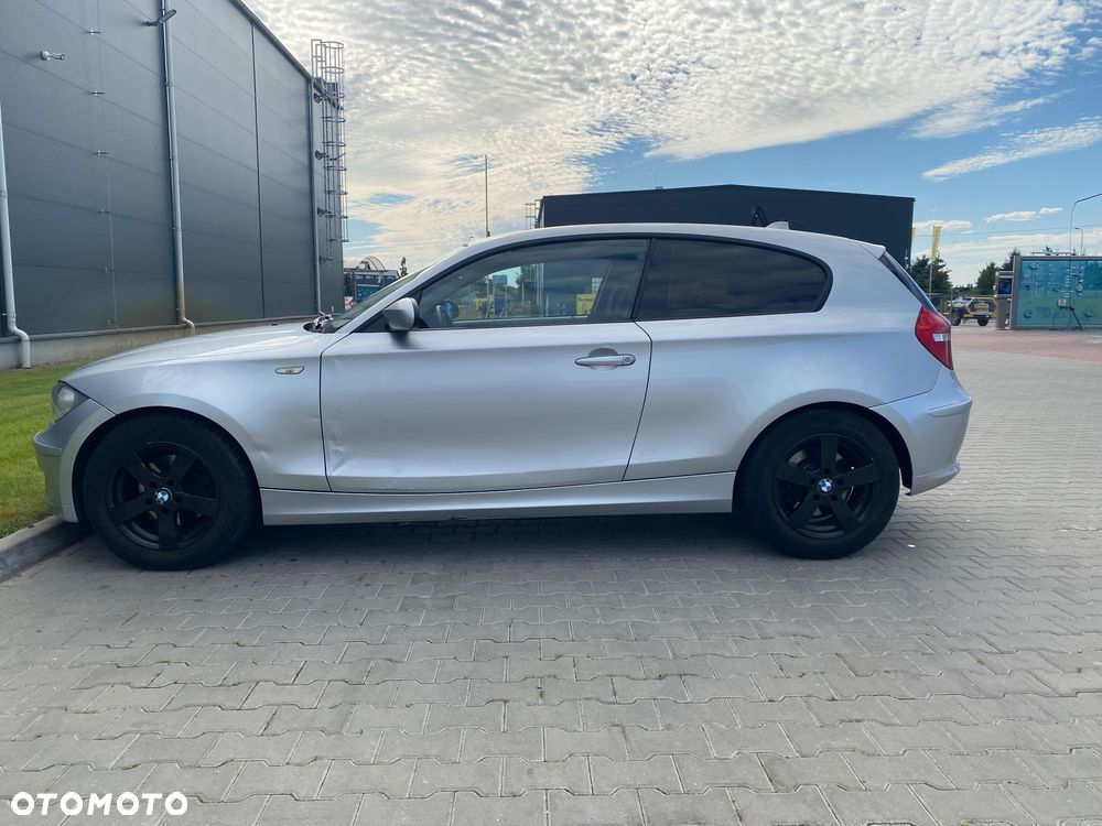 BMW Seria 1 120d - 3