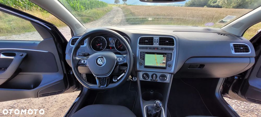 Volkswagen Polo 1.2 TSI (Blue Motion Technology) Comfortline - 24