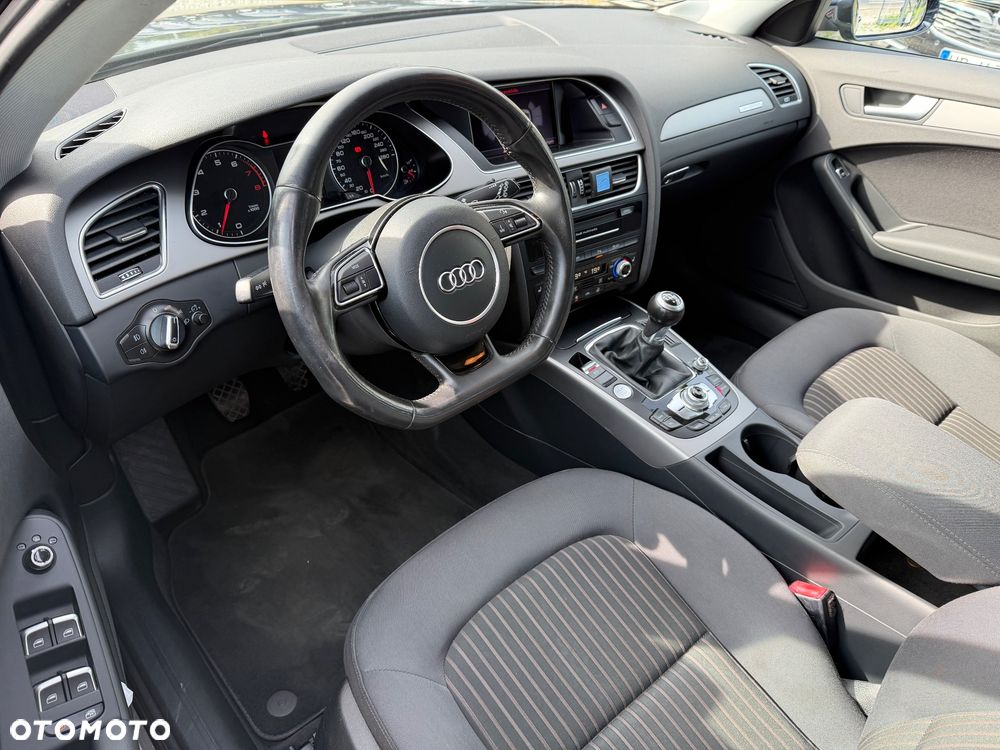 Audi A4 Avant 1.8 TFSI quattro Attraction - 38