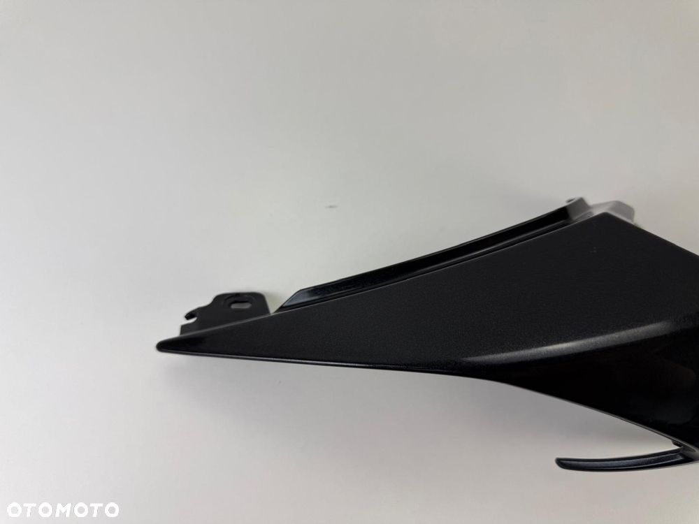 Prawy zadupek Triumph Street Triple 765 RS 2023+ - 2