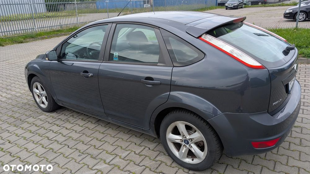 Ford Focus - 8