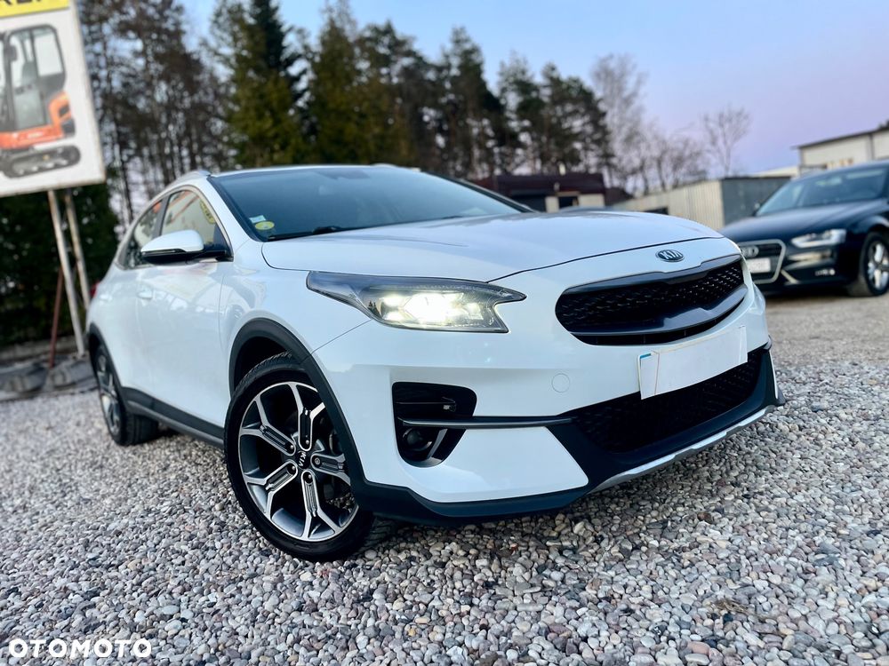 Kia XCeed 1.6 CRDi LAUNCH EDITION - 3