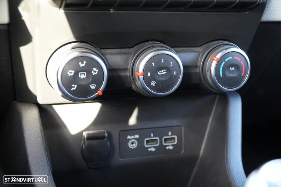 Renault Clio 1.5 Blue dCi Limited - 13