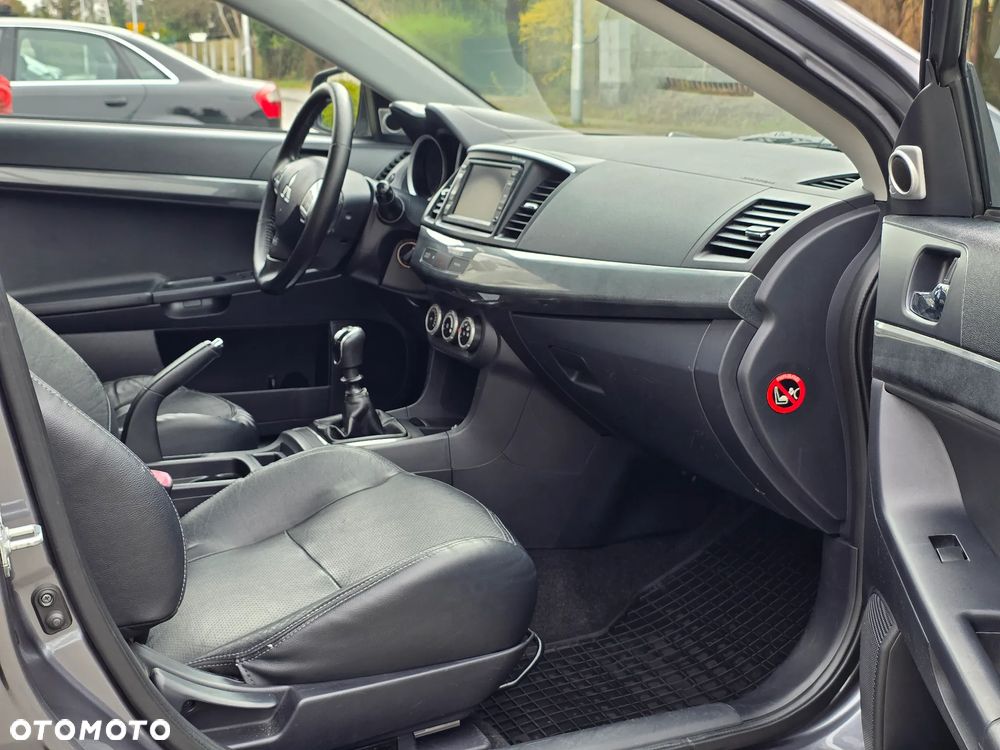 Mitsubishi Lancer 2.0 DID Instyle NAVI - 7