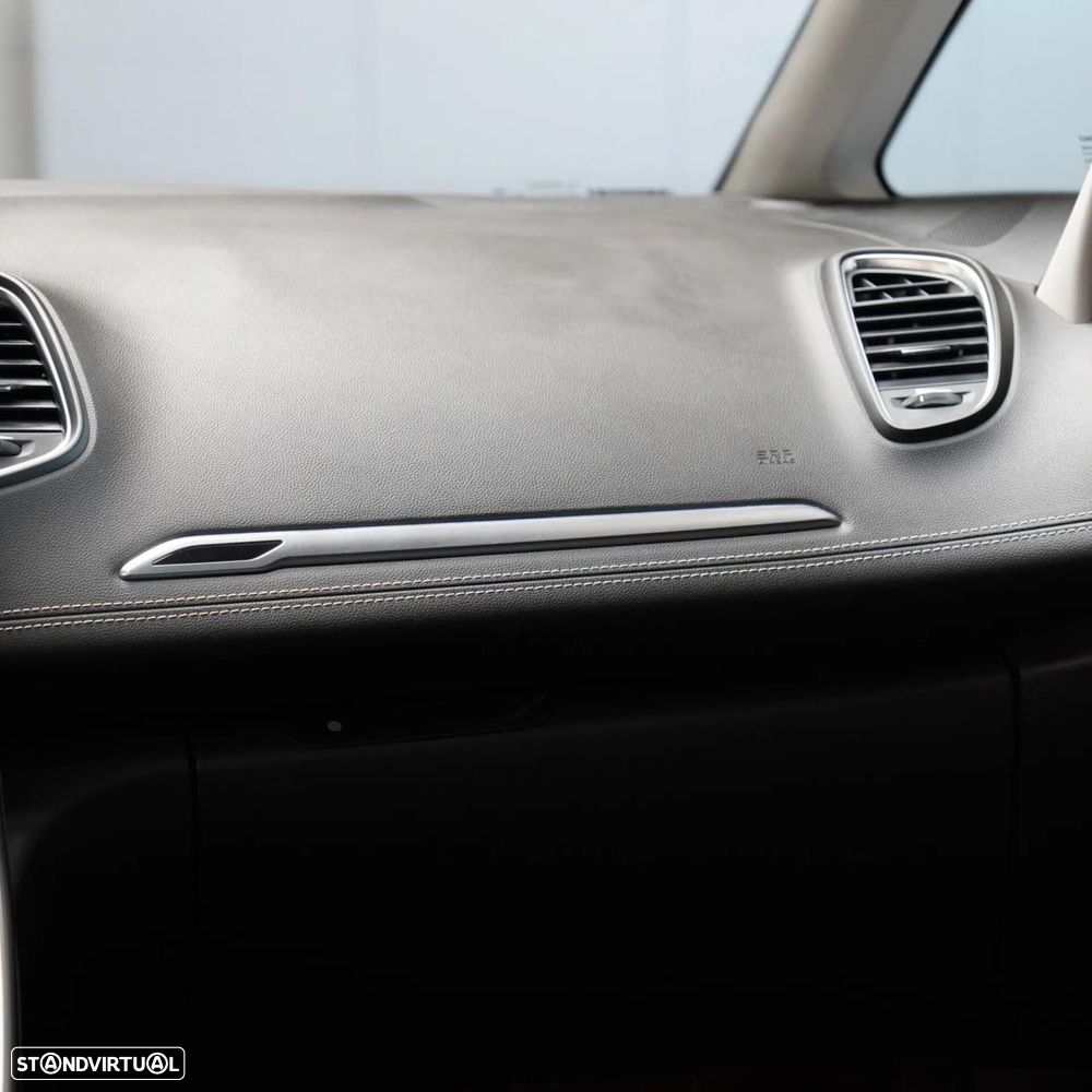 Renault Grand Scénic 1.7 Blue dCi Bose Edition EDC - 25