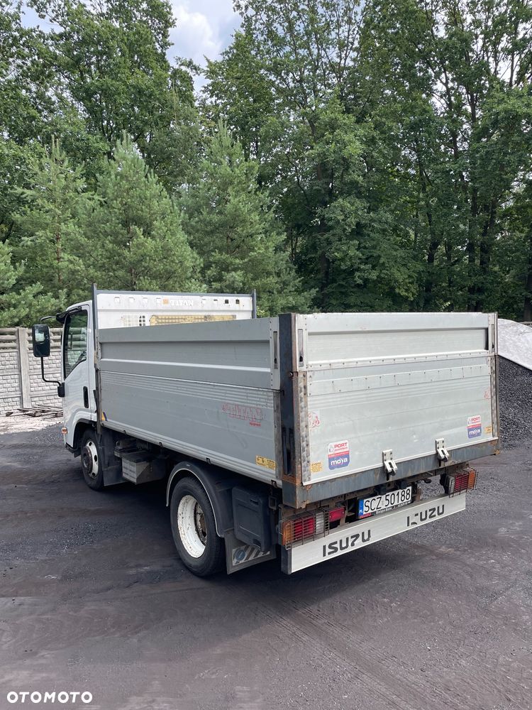 Isuzu L35 - 4