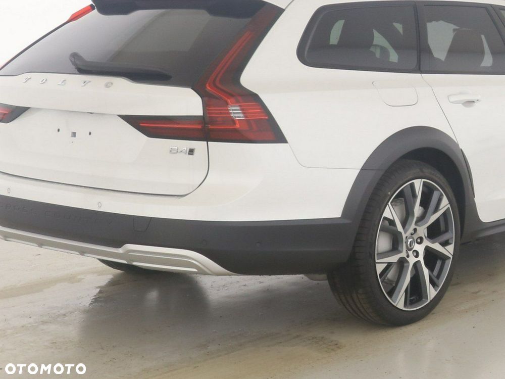 Volvo V90 Cross Country B4 D AWD Ultimate - 9