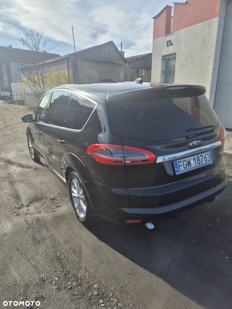 Ford S-Max - 8