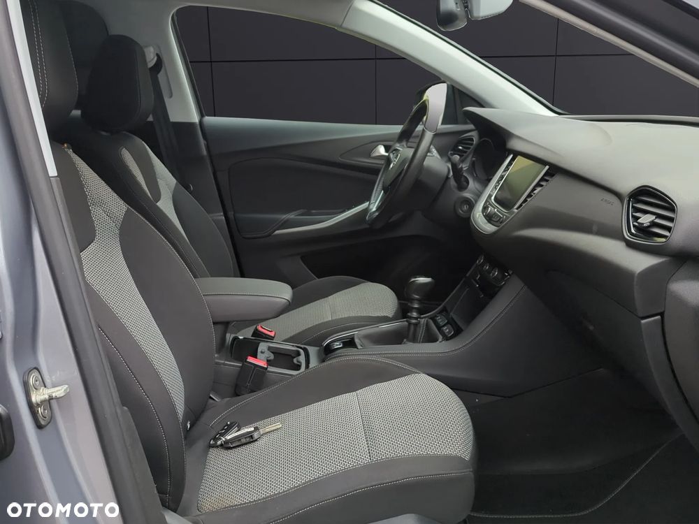 Opel Grandland X 1.2 T GPF Innovation S&S - 17
