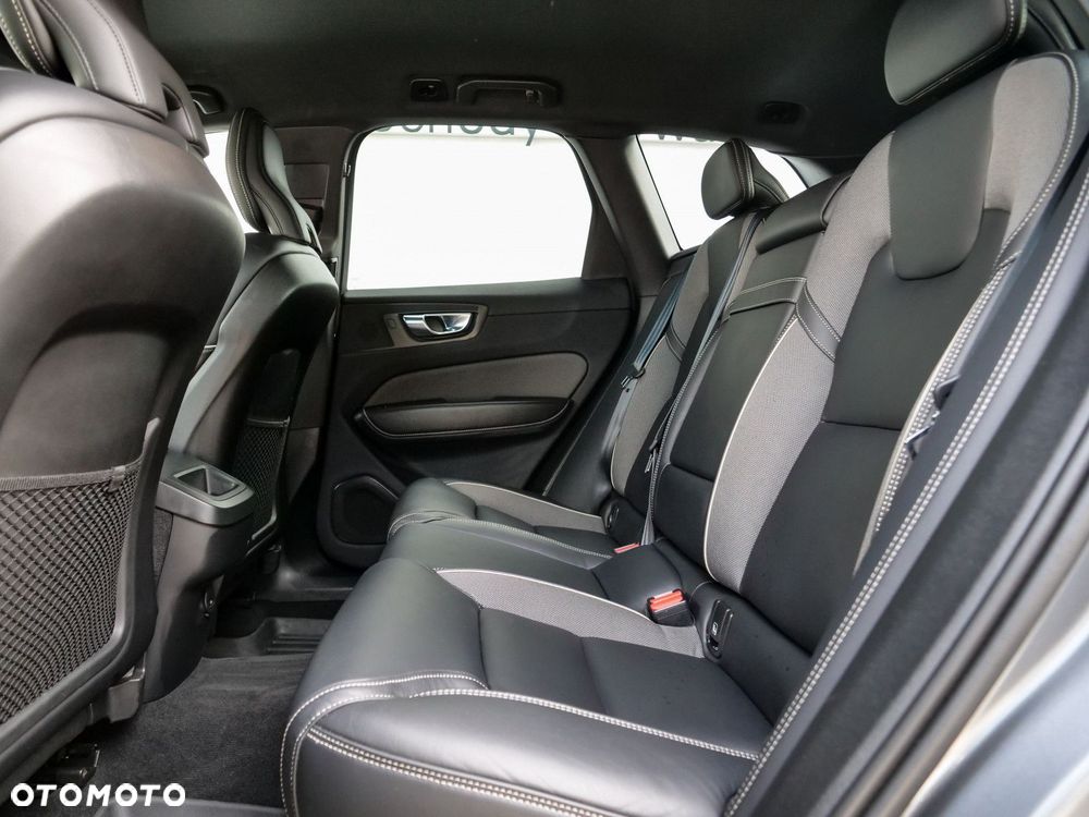 Volvo XC 60 - 16