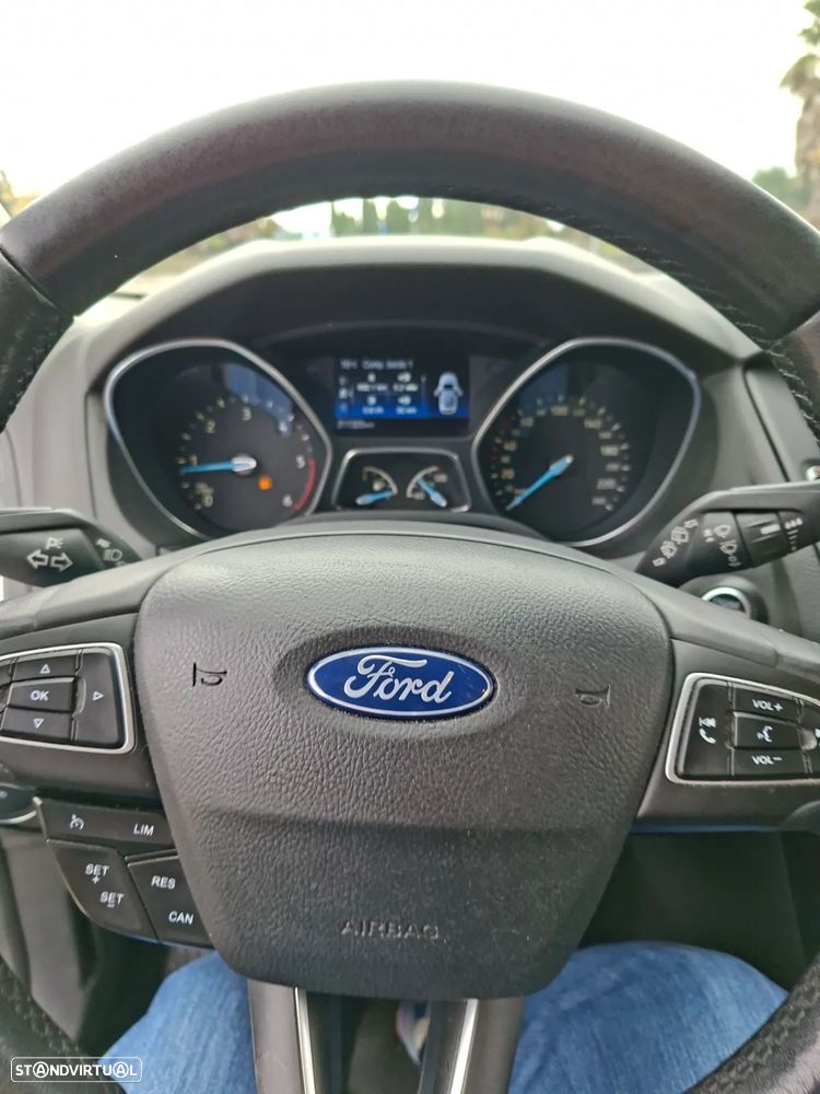 Ford Focus SW 1.5 TDCi Titanium - 8