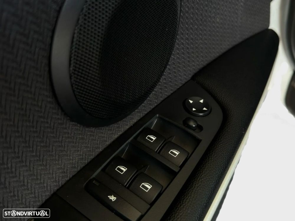 BMW 320 d Navigation - 21