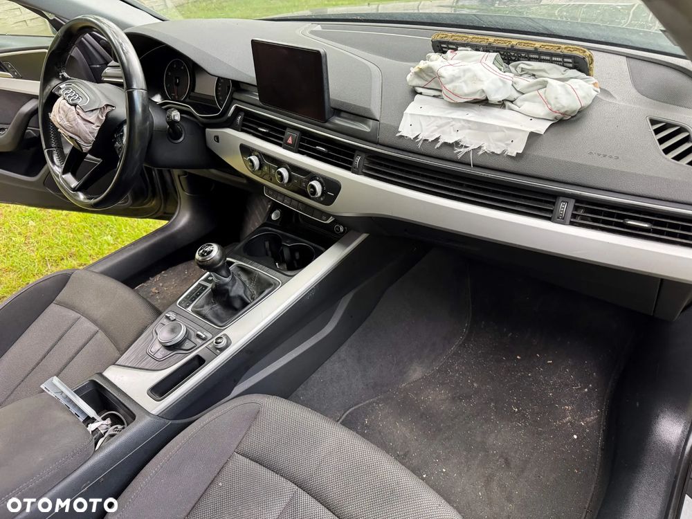 Audi A4 Avant 2.0 TDI DPF Ambiente - 18