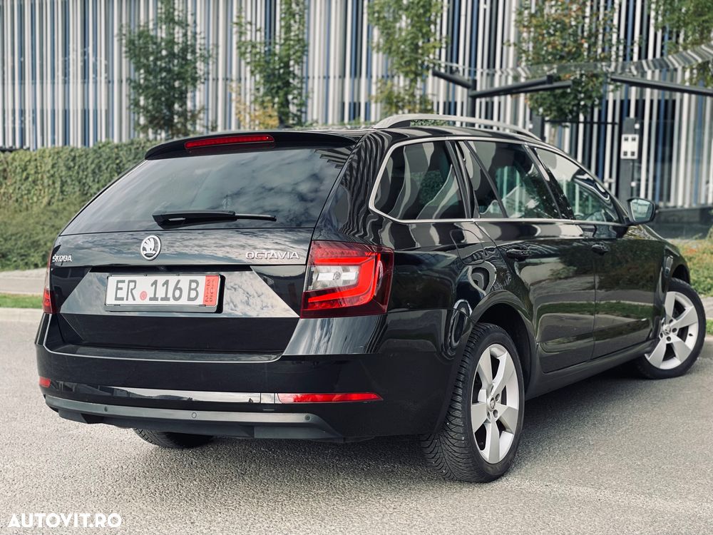 Skoda Octavia 2.0 TDI DSG Premium Edition - 3