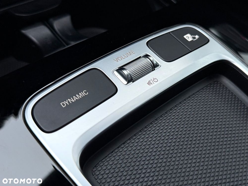 Mercedes-Benz Klasa A 180 7G-DCT Progressive Advanced - 37